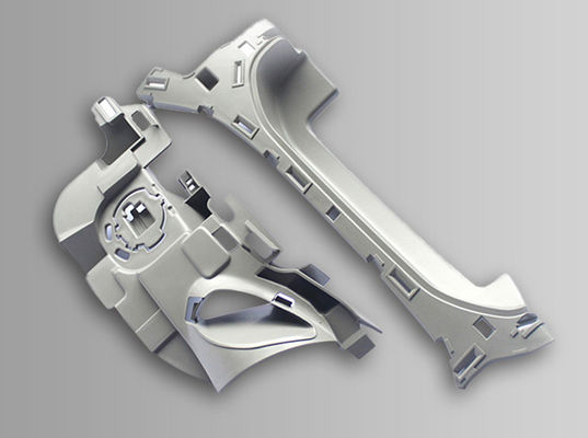 Synventive Hot Runner Automotive Mold met CAD / CAM / CAE ontwerp en 000-1 vormlevensduur