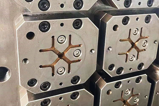 kopen 2D-vormontwerp voor precieze productie van siliconen medisch onderdeel online manufacture